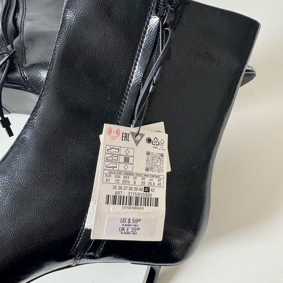 Zara Glossy Black Kitten Heeled Boots - Picture 4 of 6